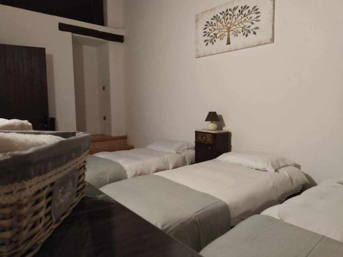 Mieres  Mas Planella Casa Rural מראה חיצוני תמונה