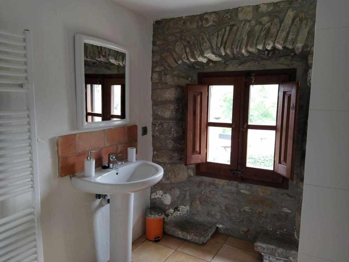 Mieres  Mas Planella Casa Rural מראה חיצוני תמונה